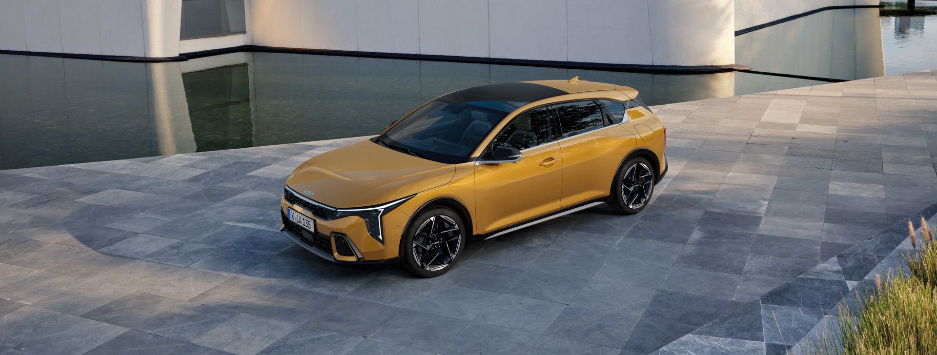 Kia K4