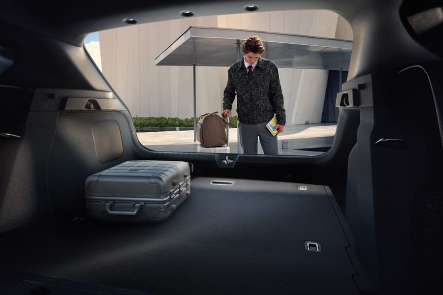 Kia K4 Trunk