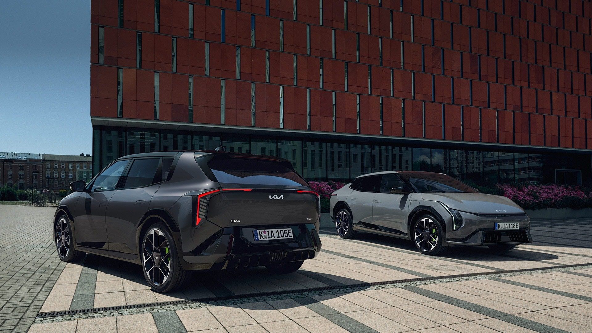 Distinctive GT character in two profiles.